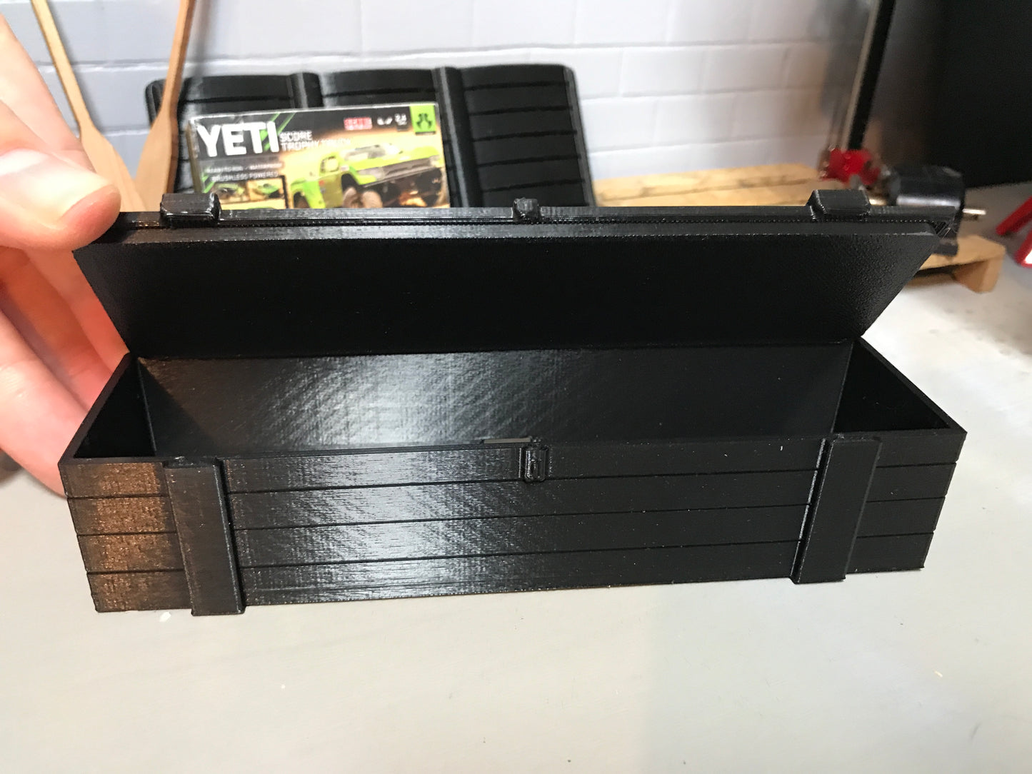 1:10 RC4WD Toyota Tool Box