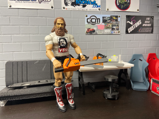 1:10 Scale Chain Saw